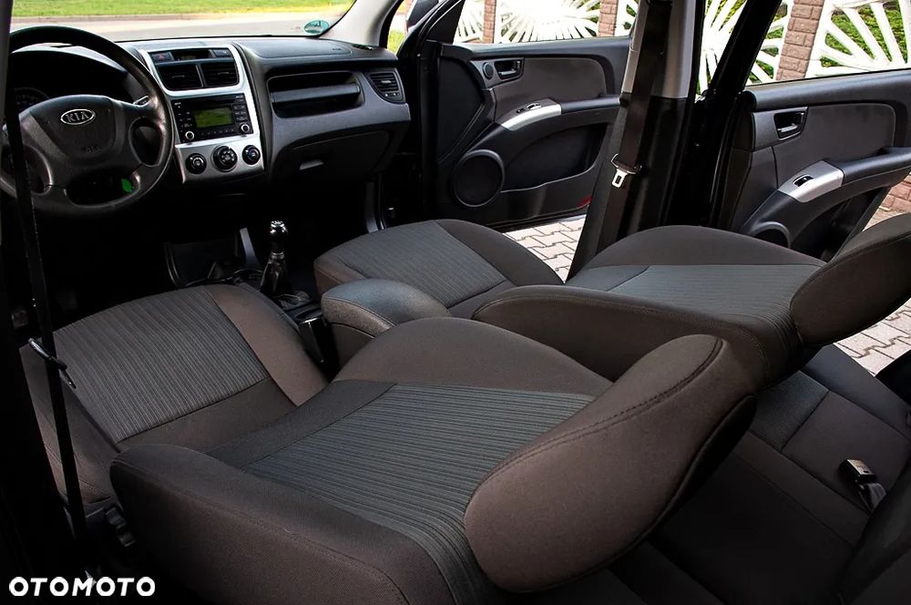 Kia Sportage 2.0 Freedom - 29