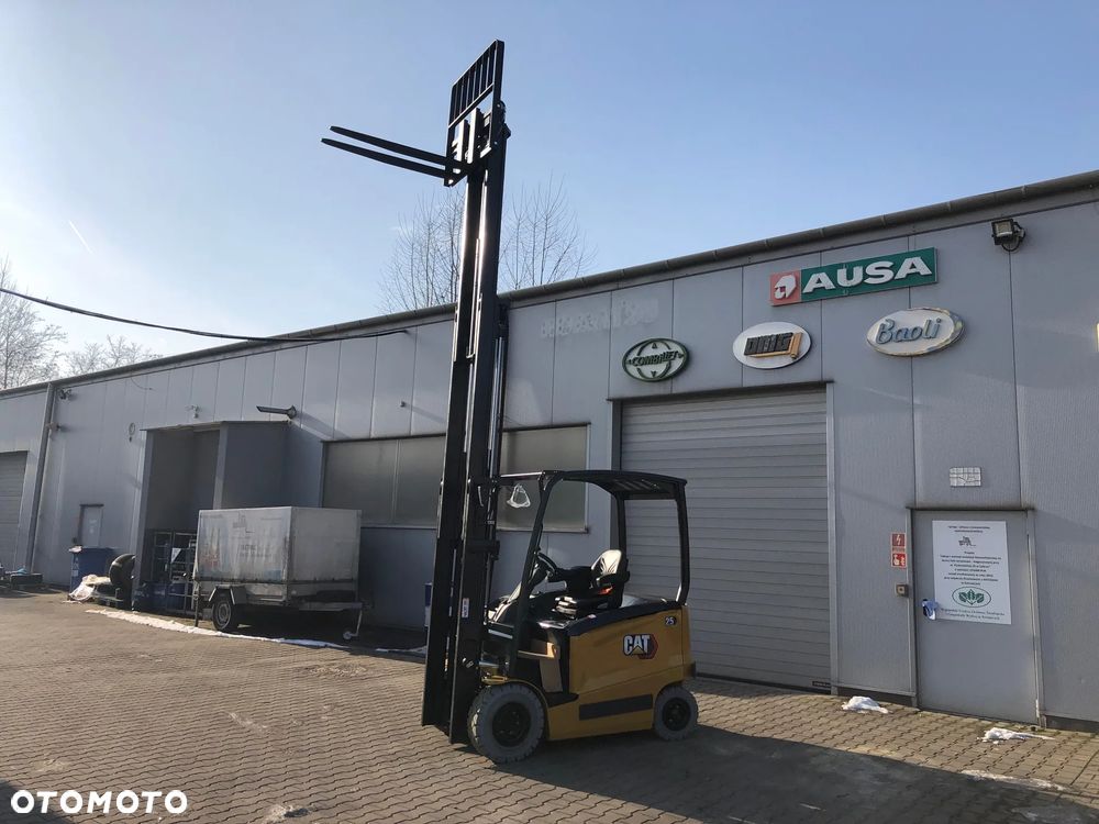 Caterpillar EP25ACN - 9