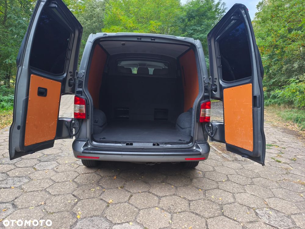 Volkswagen Transporter - 30