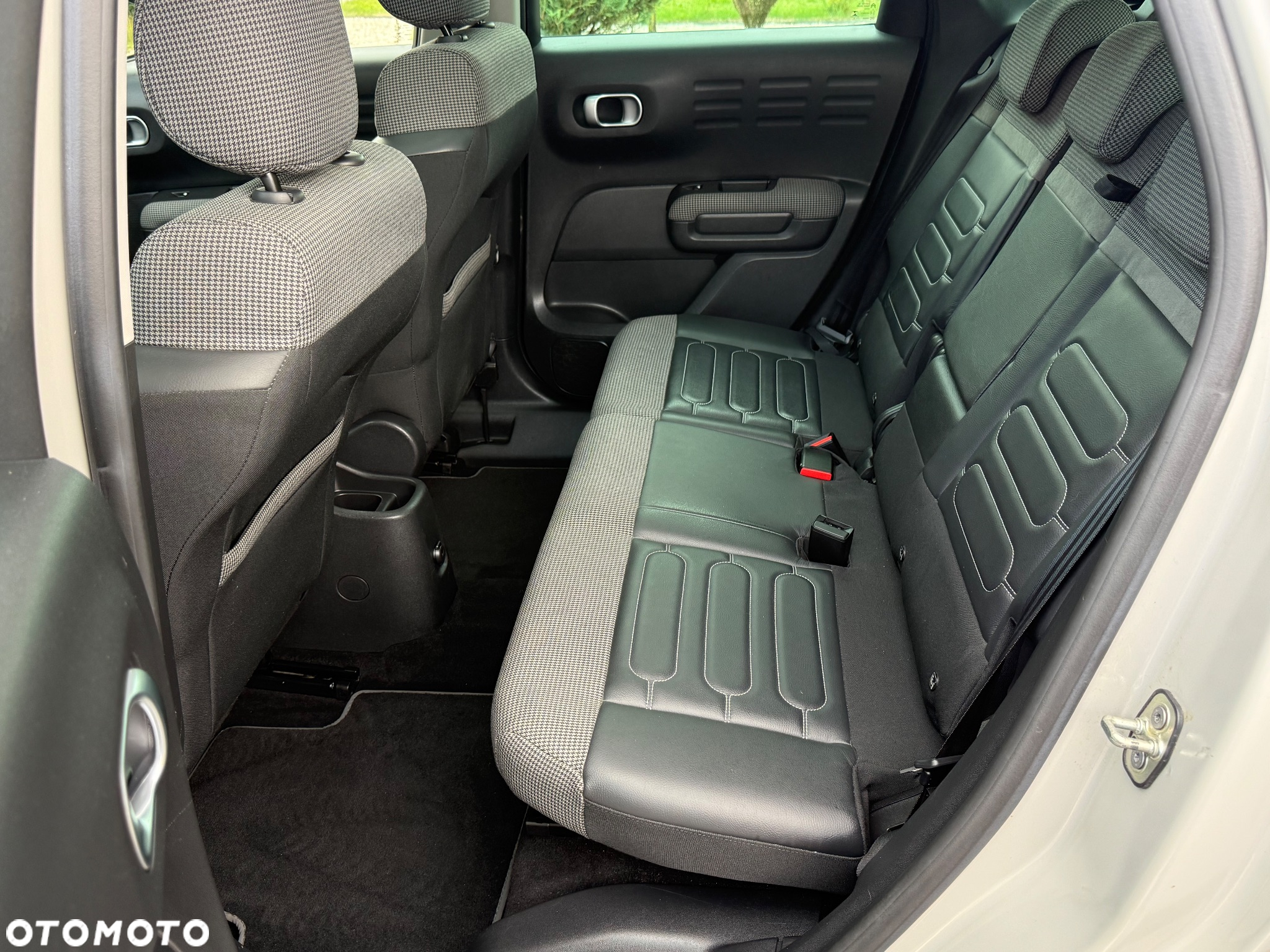 Citroën C3 Aircross BlueHDI 120 Stop & Start Shine - 25