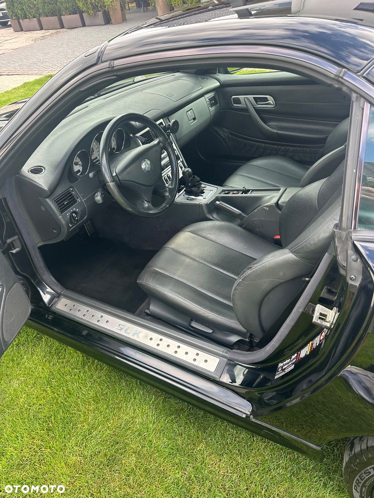 Mercedes-Benz SLK - 7