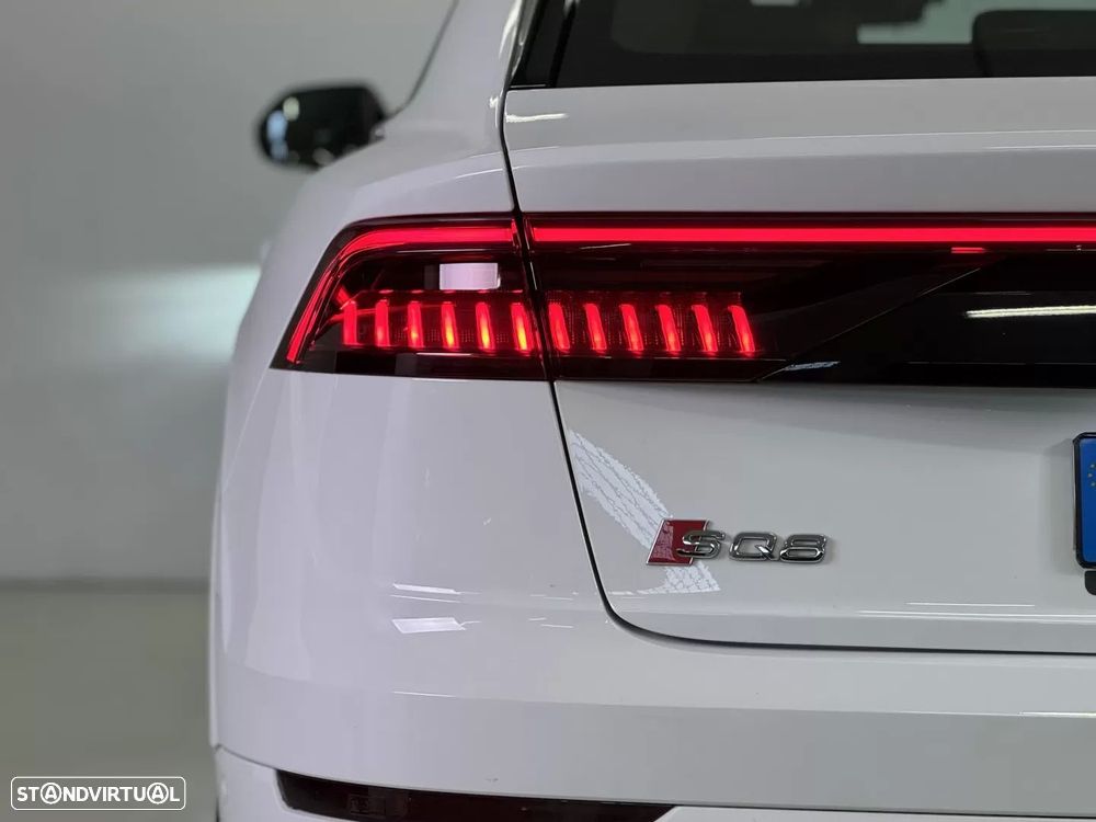 Audi SQ8 TFSI quattro Tiptronic - 25