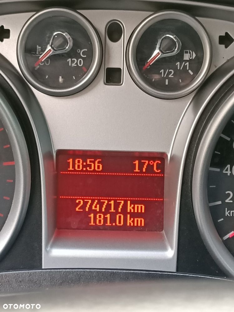 Ford Kuga 2.0 TDCi Titanium - 11