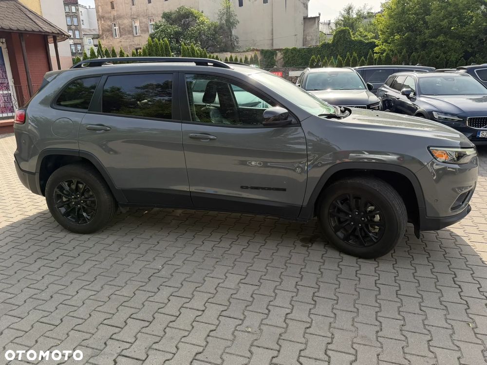Jeep Cherokee - 7