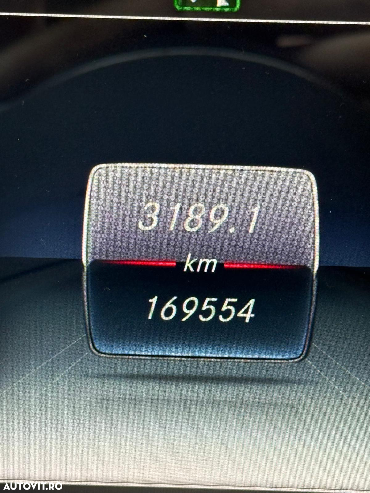 Mercedes-Benz E 220 d 4MATIC Aut. - 16