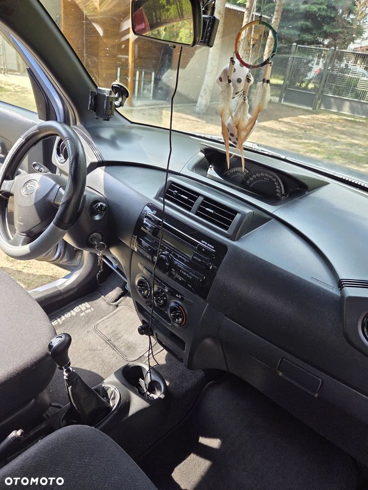 Daihatsu Materia 1.5 - 15