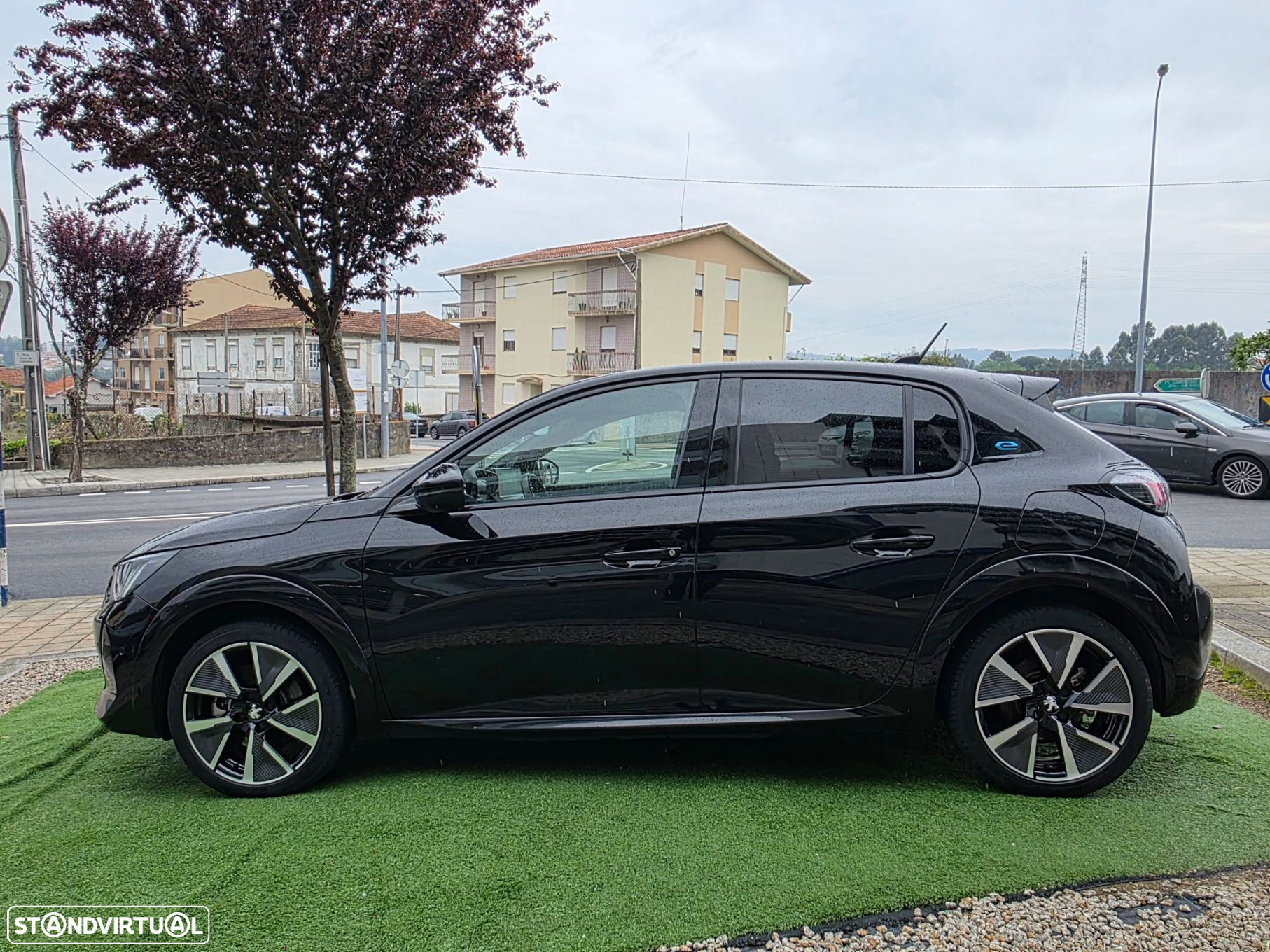 Peugeot e-208 50 kWh GT - 8