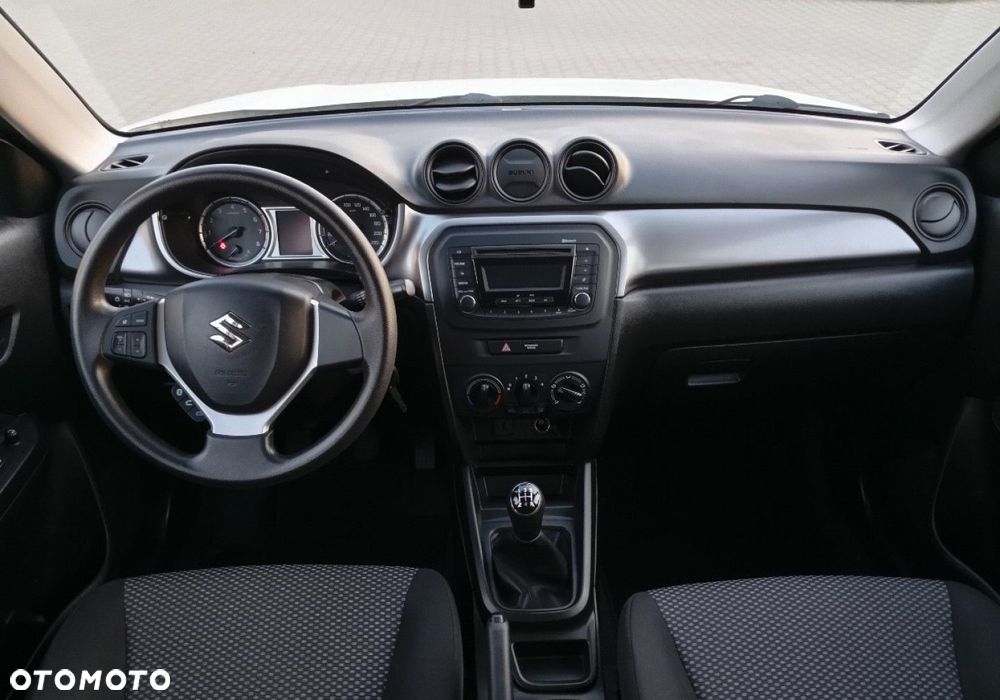 Suzuki Vitara - 22