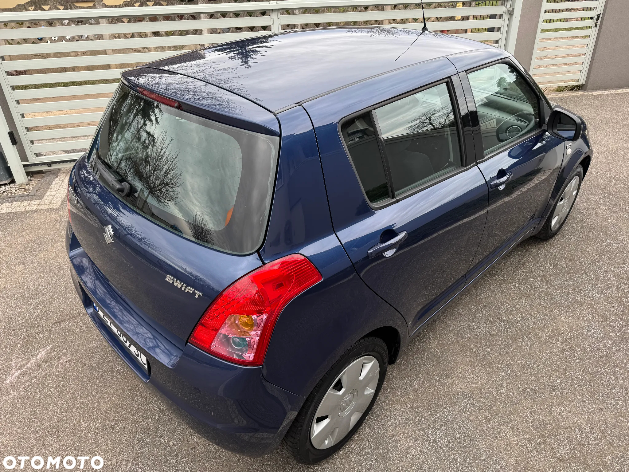 Suzuki Swift 1.3 DDiS Comfort - 7