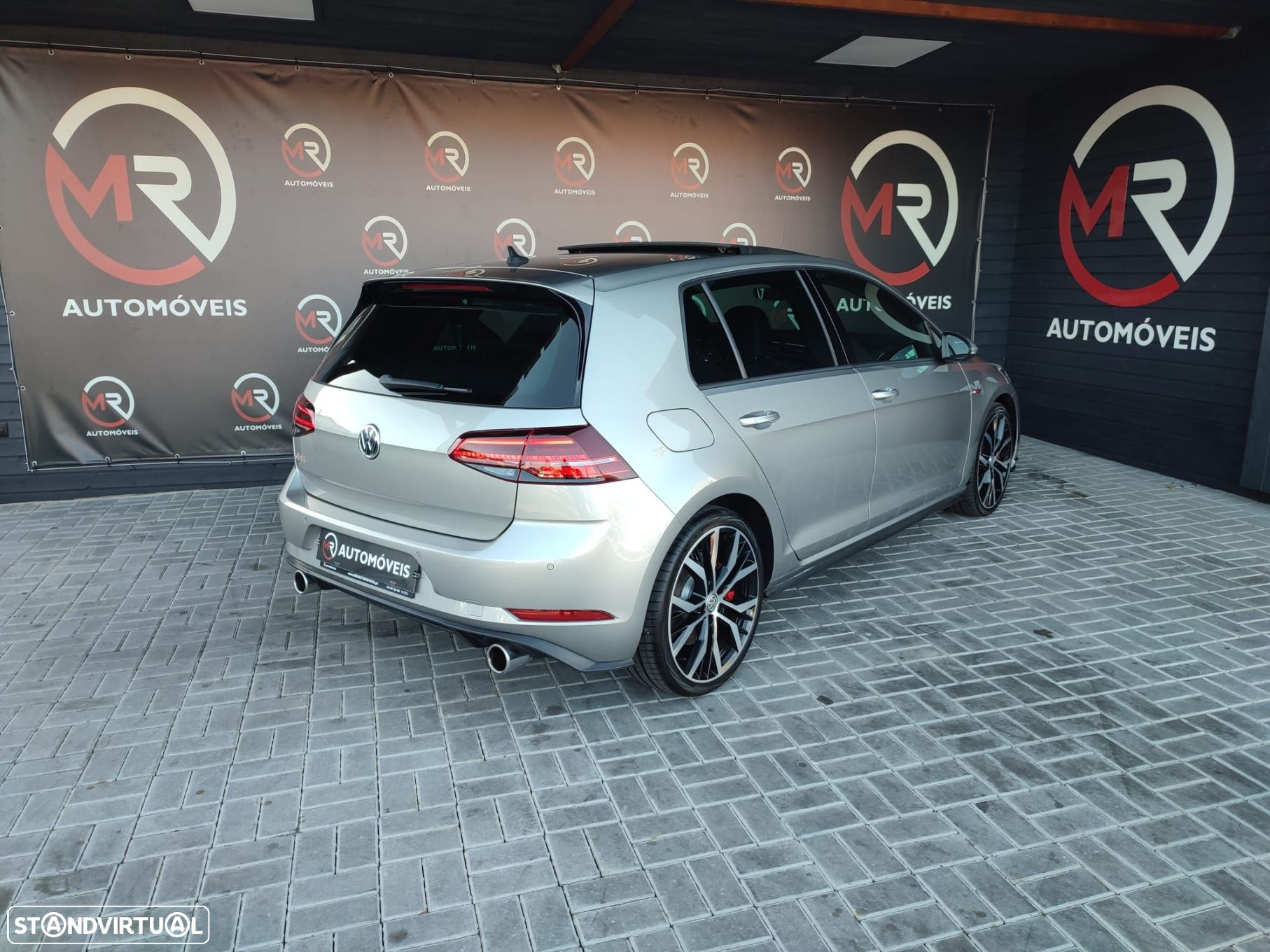 VW Golf 2.0 TSI GTI DSG Performance - 9