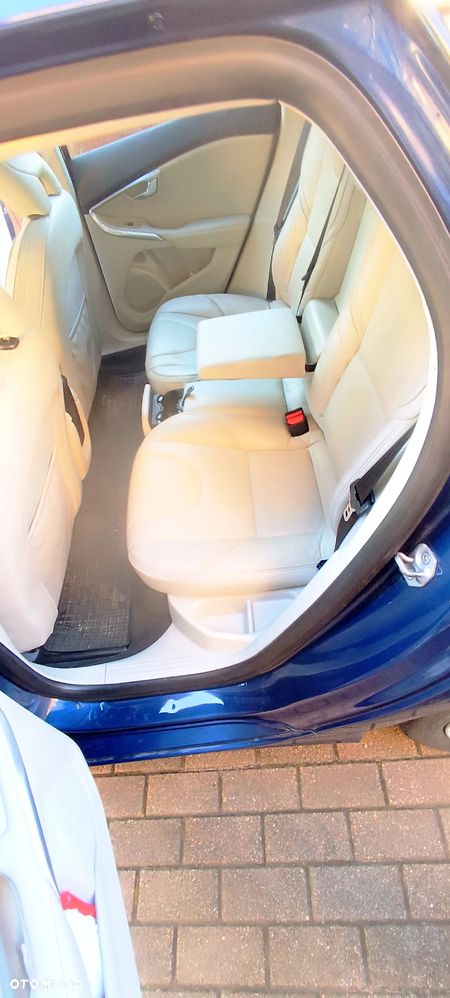 Volvo V40 2014 photo 5