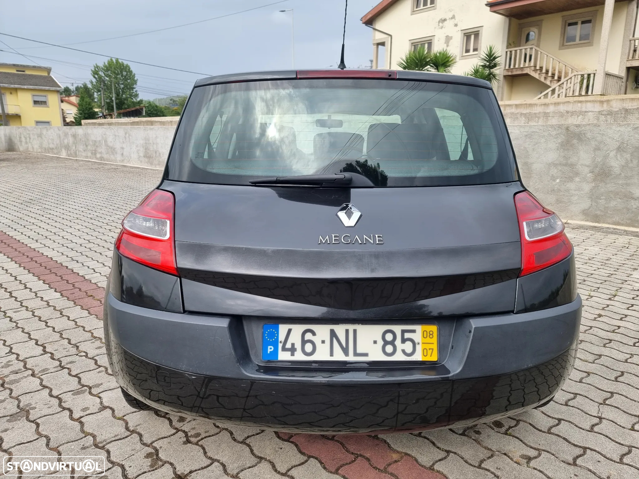 Renault Mégane 1.5 dCi Emotion - 5