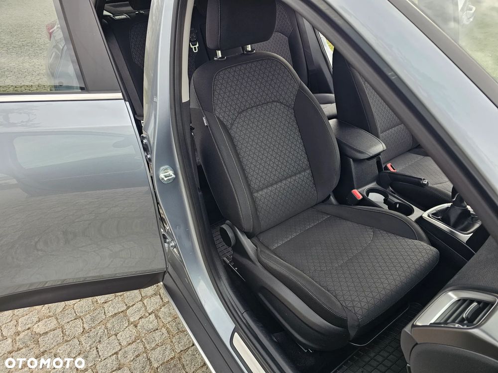 Kia XCeed 1.4 T-GDI L Business Line - 12