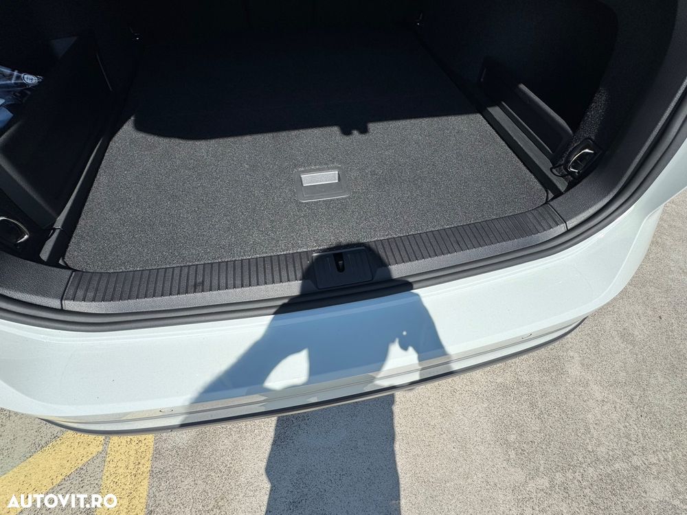 Volkswagen Passat Alltrack 2.0 TDI SCR DSG 4Motion - 16