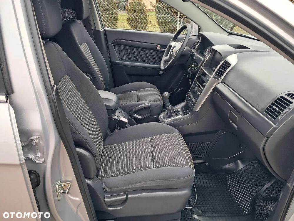 Chevrolet Captiva 2.4 2WD 5 Sitzer LS - 16