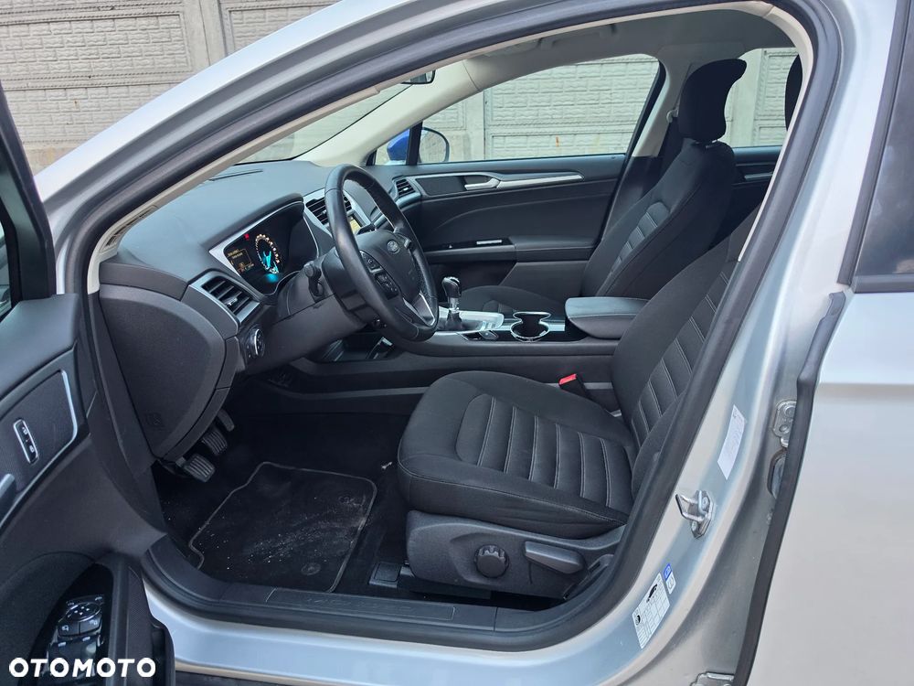 Ford Mondeo - 10