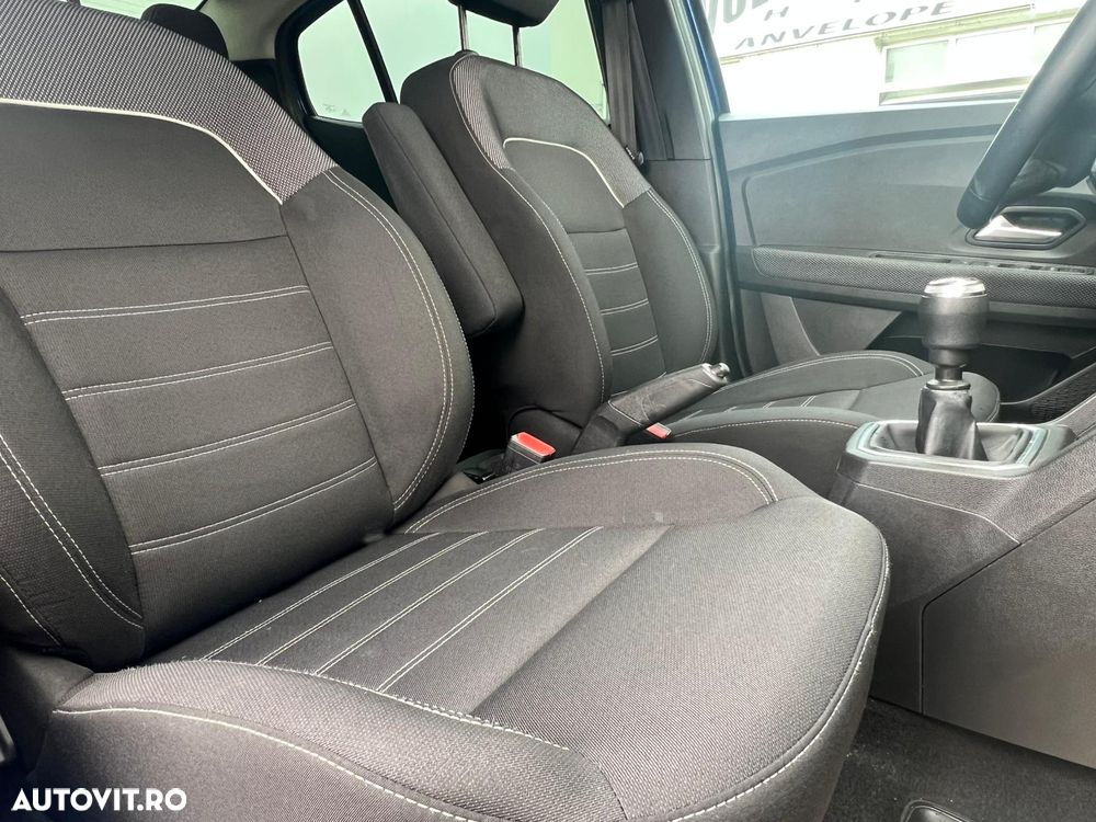 Dacia Logan TCe 90 MT6 Prestige - 26