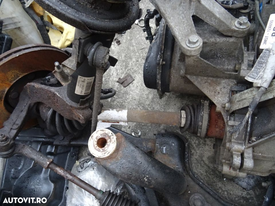 Planetara stanga dreapta Ford Focus 2 1.6 16V HWDA din 2005 - 2