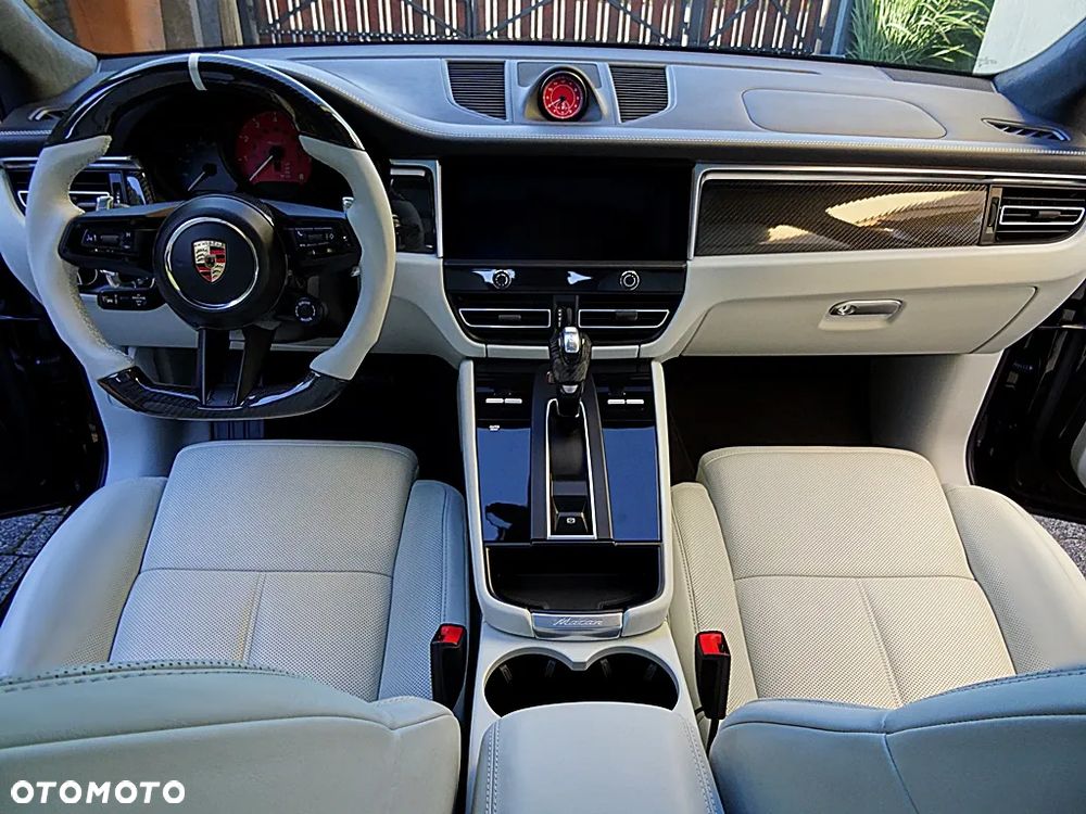 Porsche Macan - 27