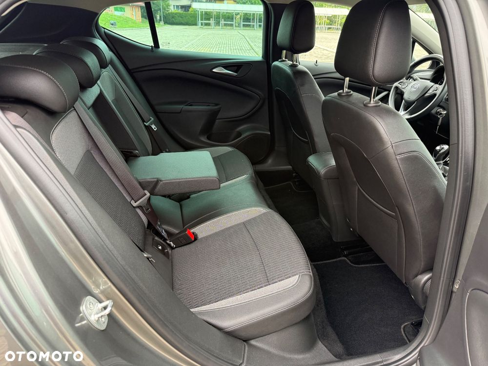 Opel Astra 1.5 CDTI Edition S&S - 16