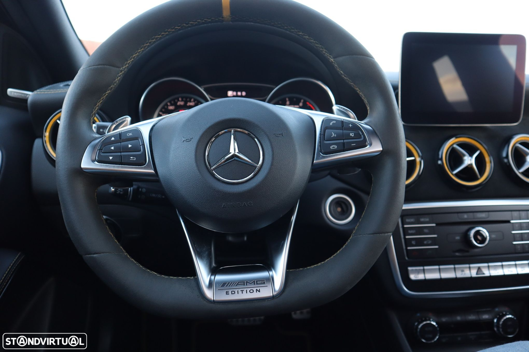 Mercedes-Benz A 45 AMG 4-Matic - 17