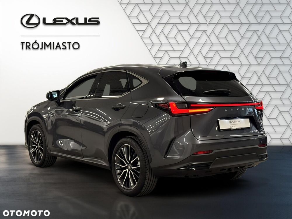 Lexus NX 350h Omotenashi AWD - 4