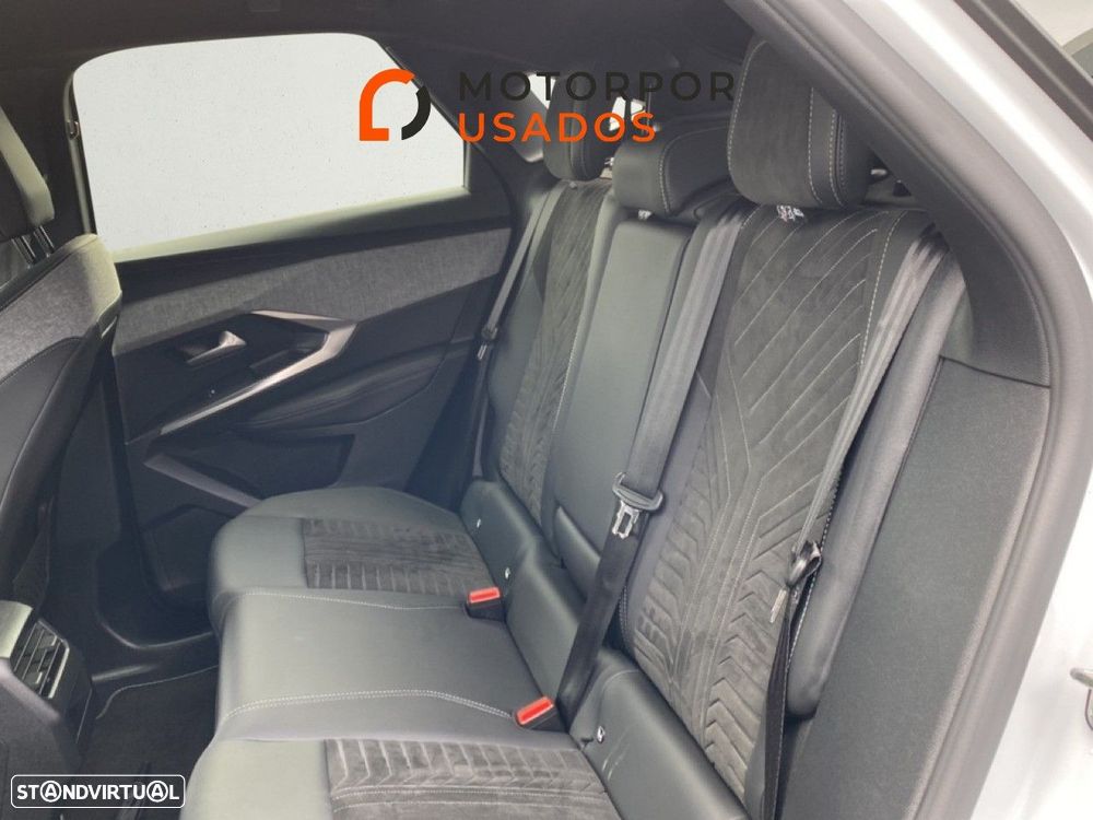 Peugeot E-3008 73 kWh GT - 9