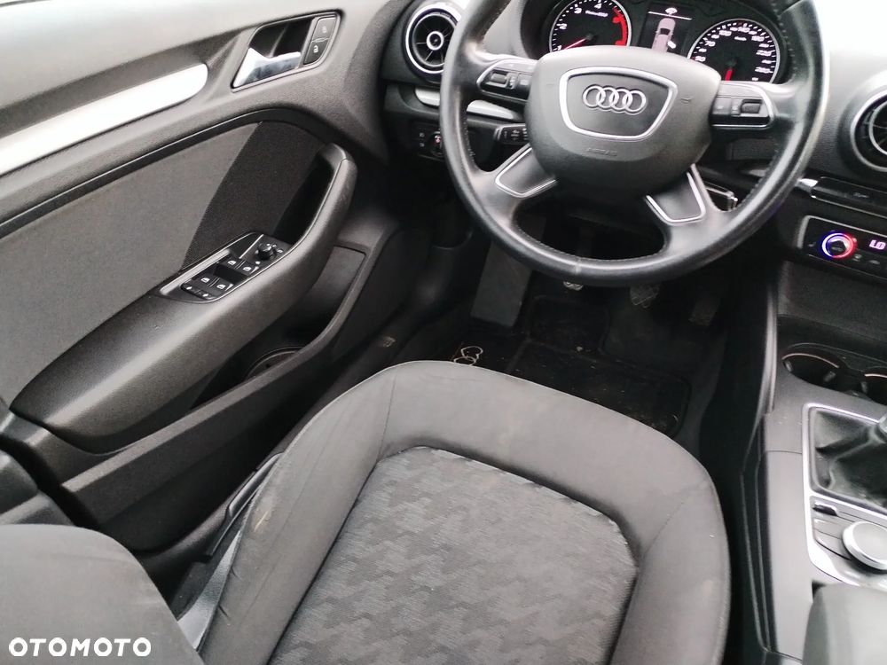 Audi A3 Sportback - 19