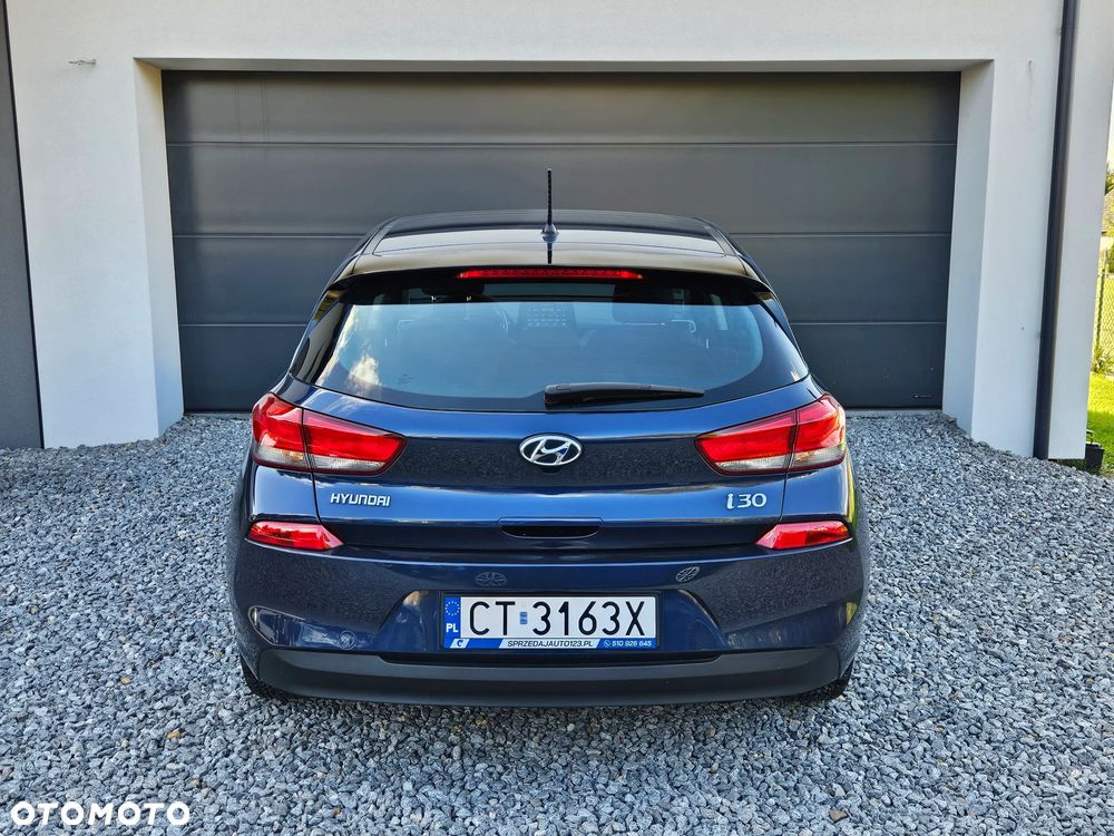 Hyundai i30 1.4 Classic + - 5