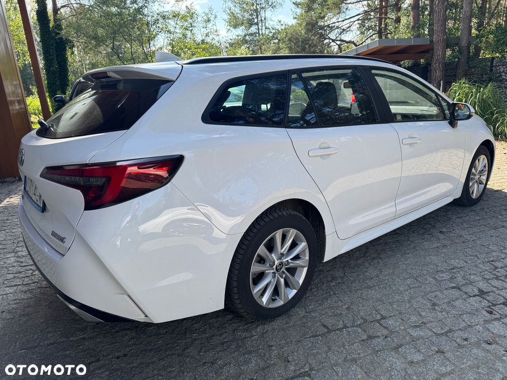 Toyota Corolla 1.8 Hybrid Comfort - 4