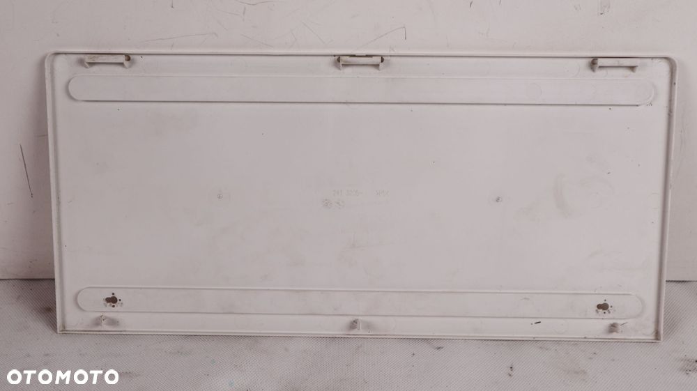 KAMPER PRZYCZEPA KEMPINGOWA ZAMKNIĘCIE KRATKI WENTYLACYJNEJ LODÓWKI  48 CM X 22,3 CM - 5