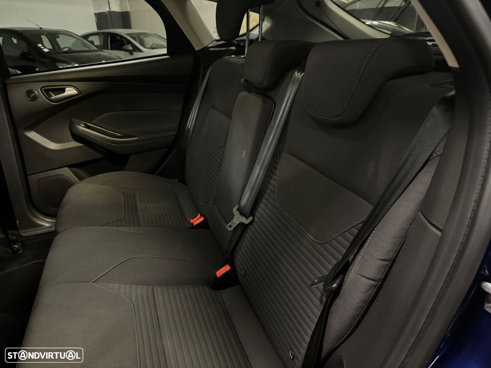 Ford Focus 1.0 EcoBoost Titanium - 13