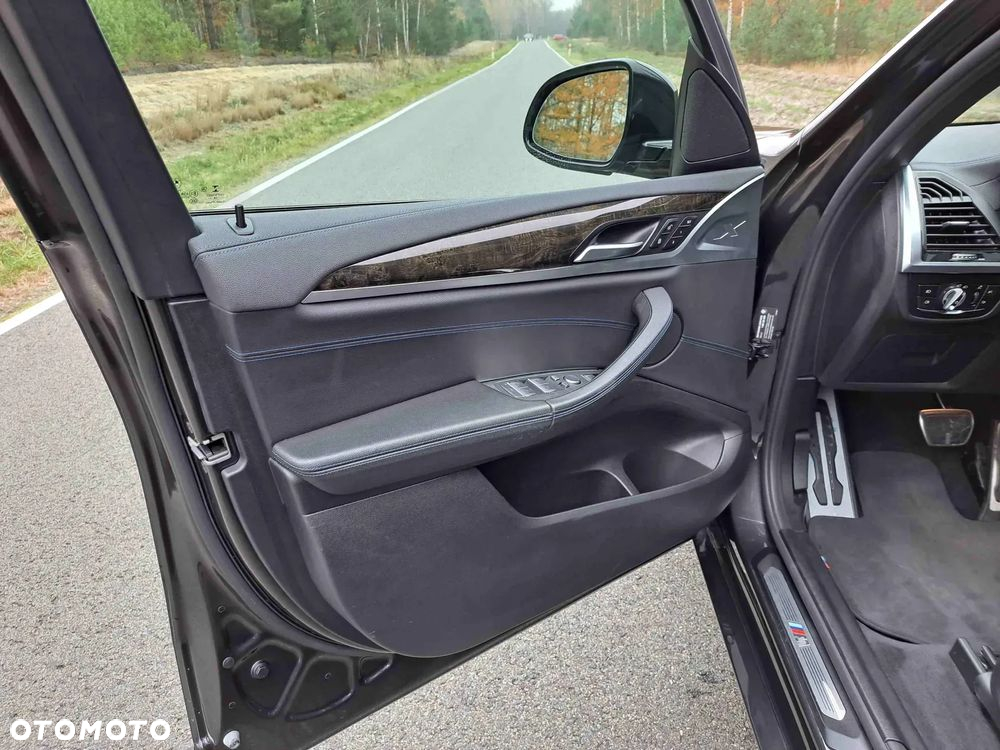 BMW X3 - 18