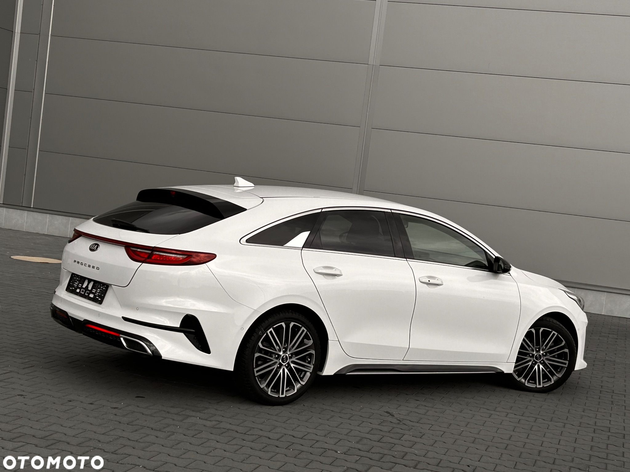 Kia ProCeed 1.6 CRDi DCT7 SCR GT LINE - 21