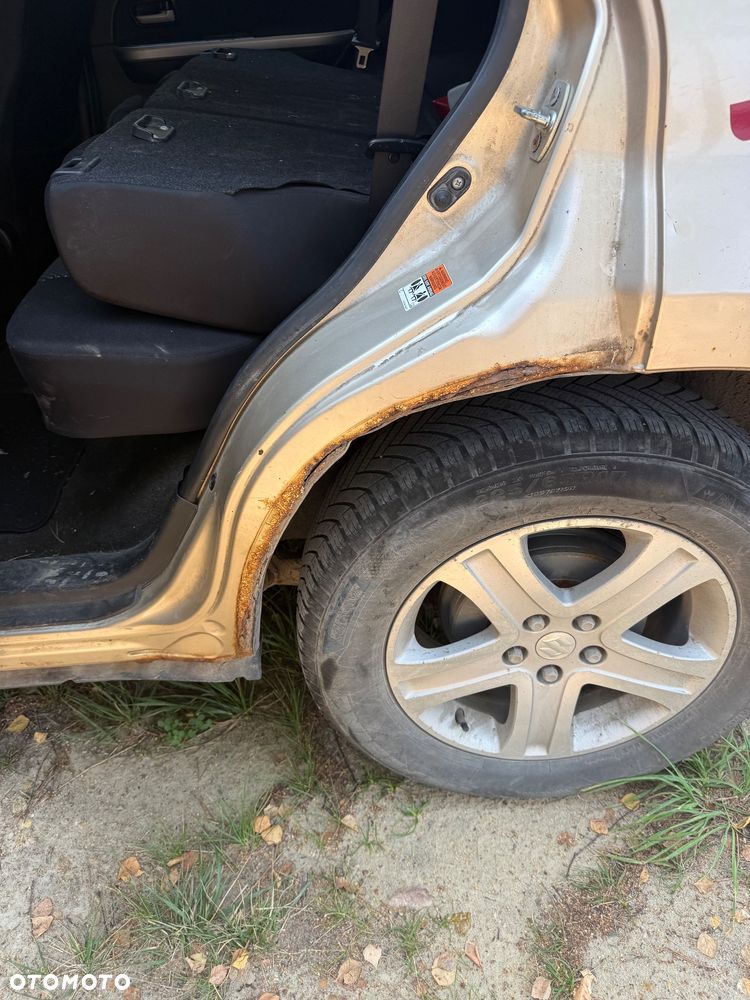 Suzuki Grand Vitara - 12