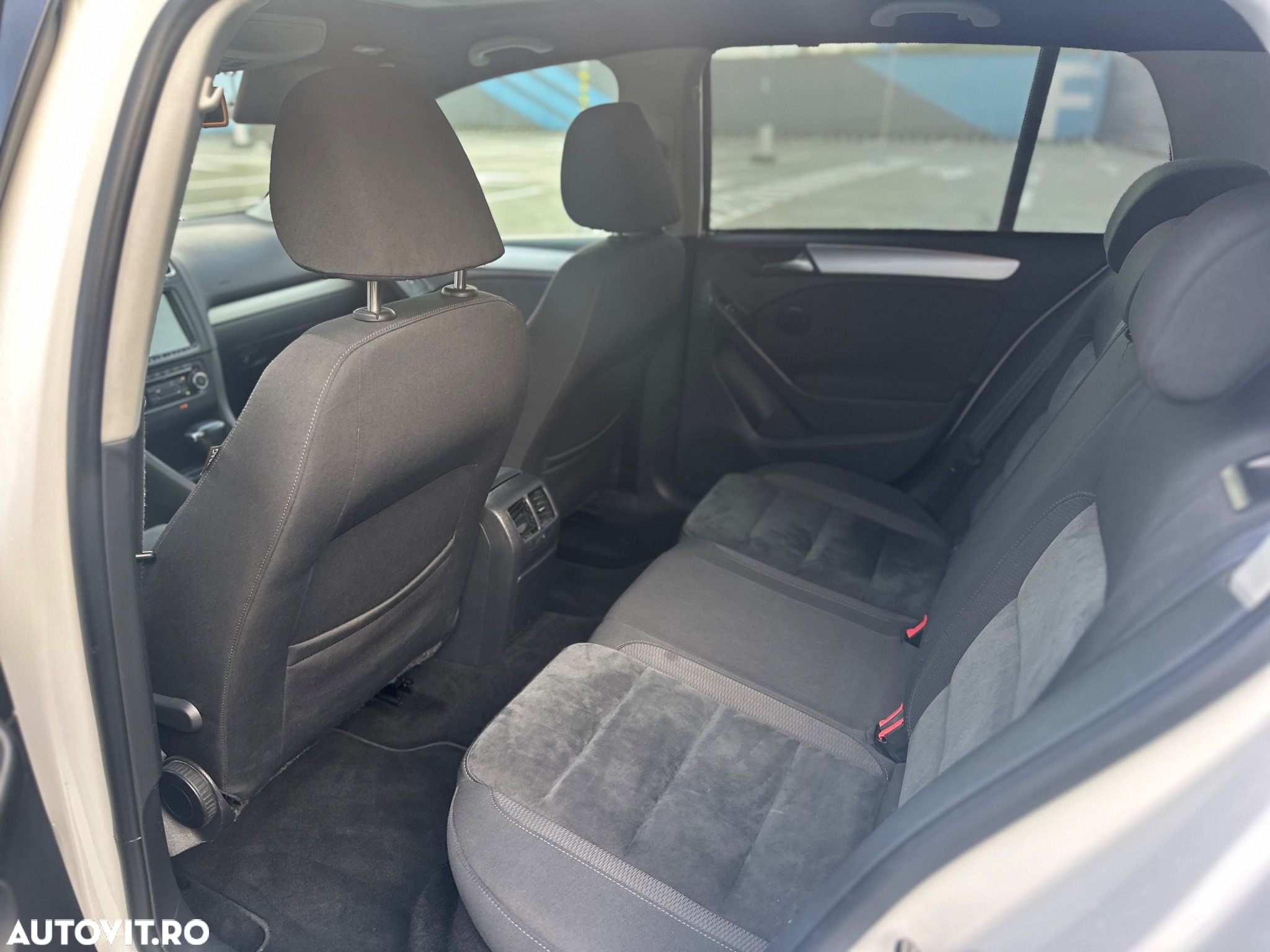 Volkswagen Golf 1.4 TSI DSG Highline - 14
