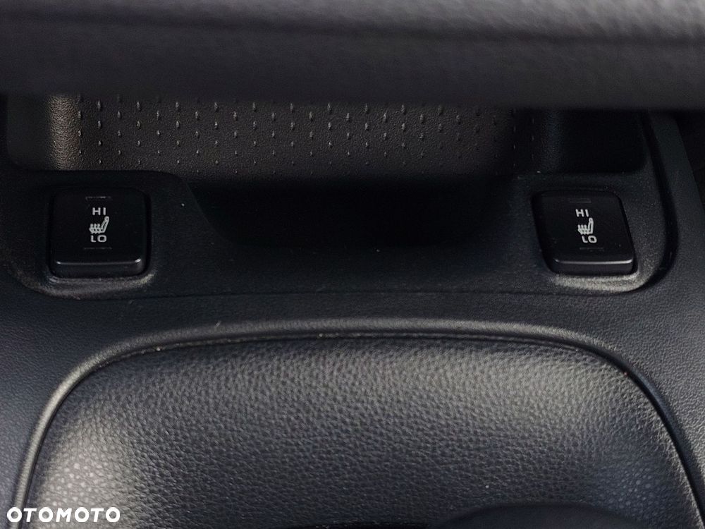 Toyota Corolla 1.8 Hybrid Comfort - 20