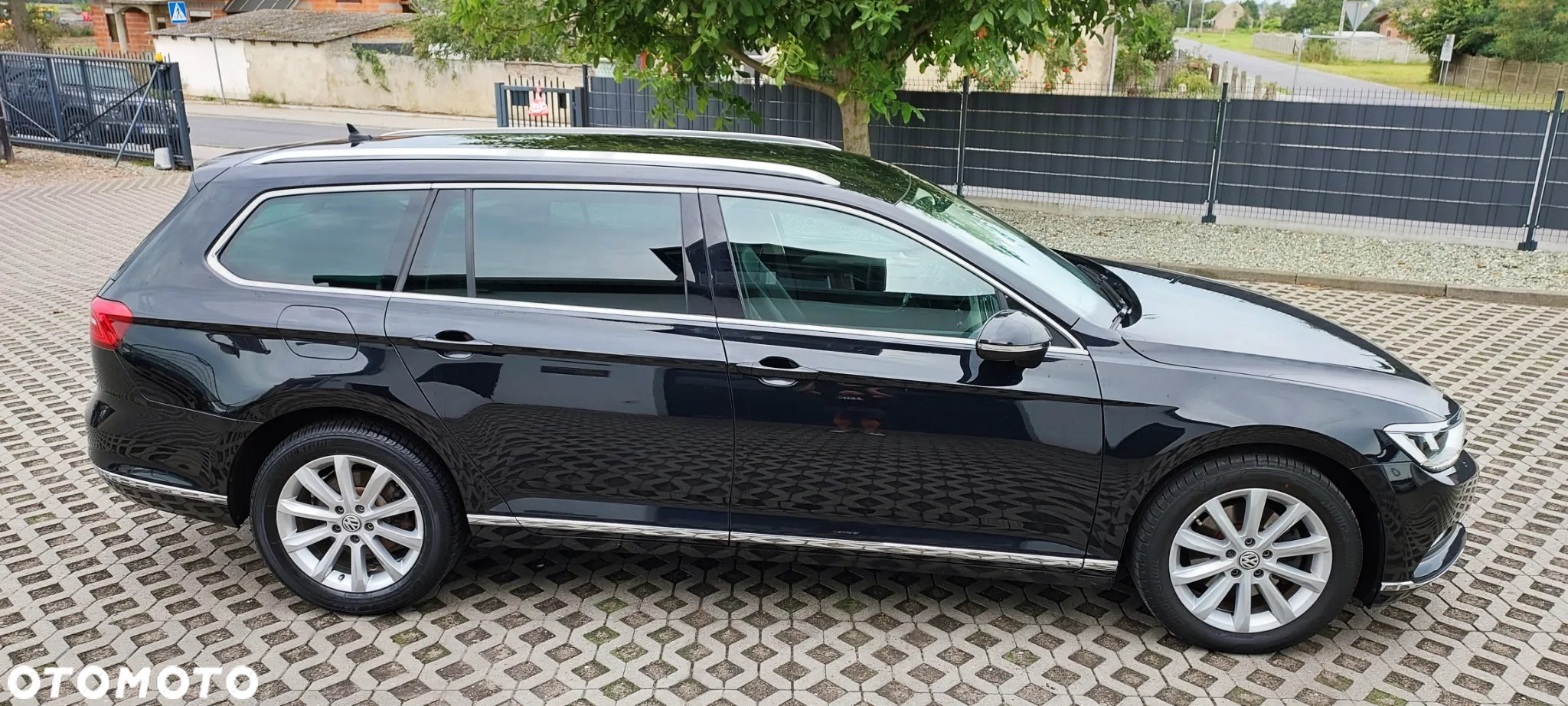 Volkswagen Passat - 15