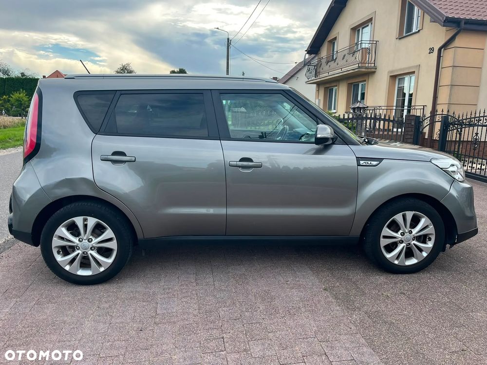Kia Soul 1.6 CRDI Dream-Team Edition - 3