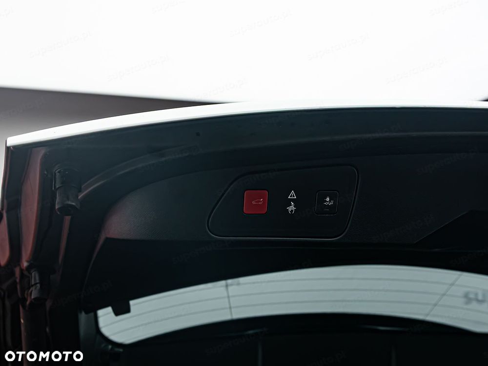 Peugeot 3008 1.6 THP Crossway S&S EAT6 - 31