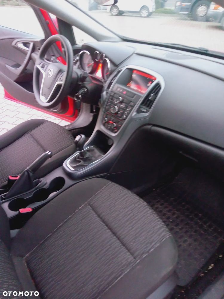 Opel Astra 1.6 Essentia - 14