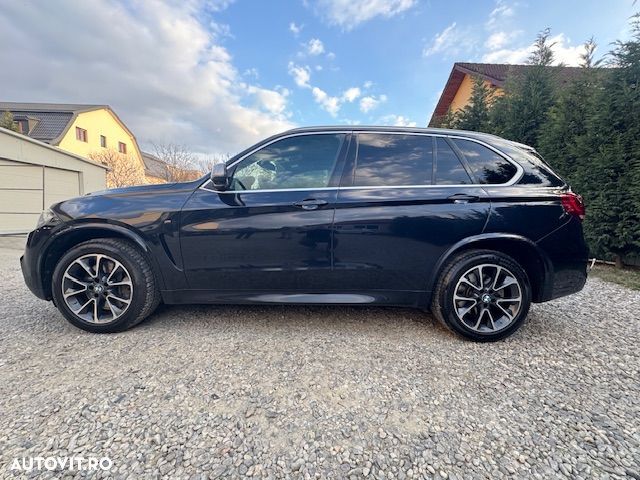 BMW X5 M M50d - 11