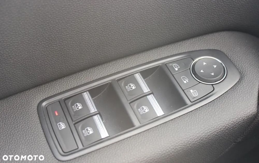 Renault Captur ver-1-6-e--tech-plug--in-intens - 22