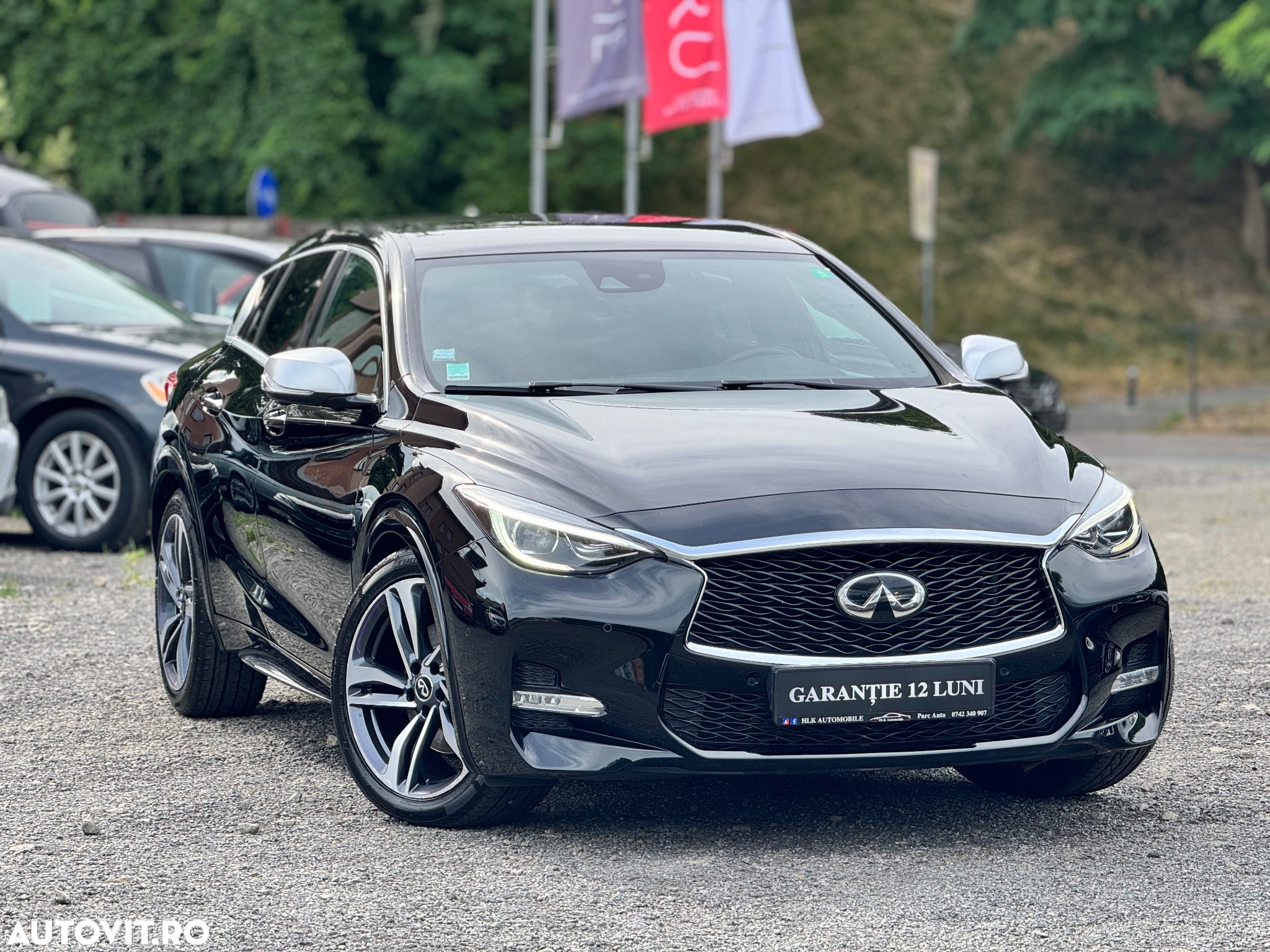 Infiniti Q30 2.2d DCT Sport City Black - 2