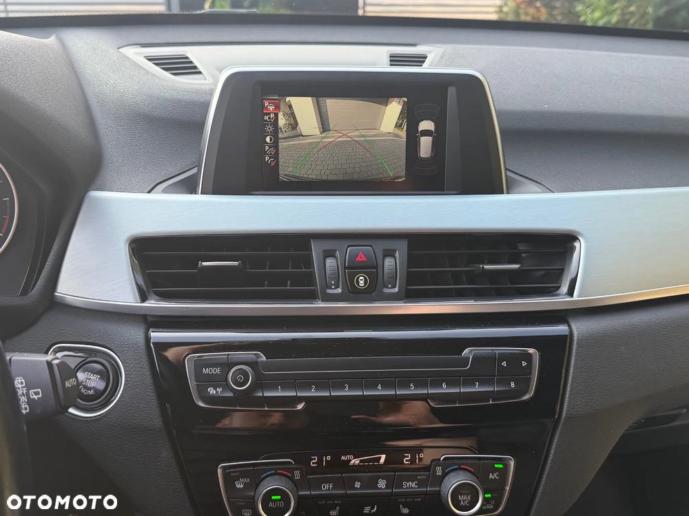 BMW X1 xDrive18d - 8