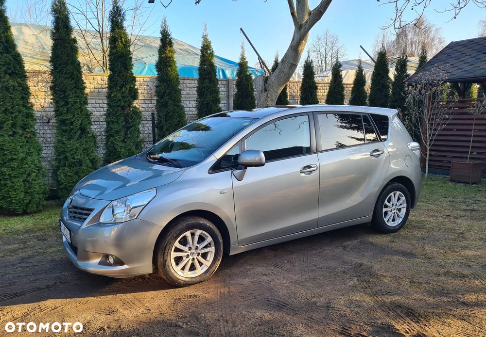 Toyota Verso 1.6 Luna EU5 - 1