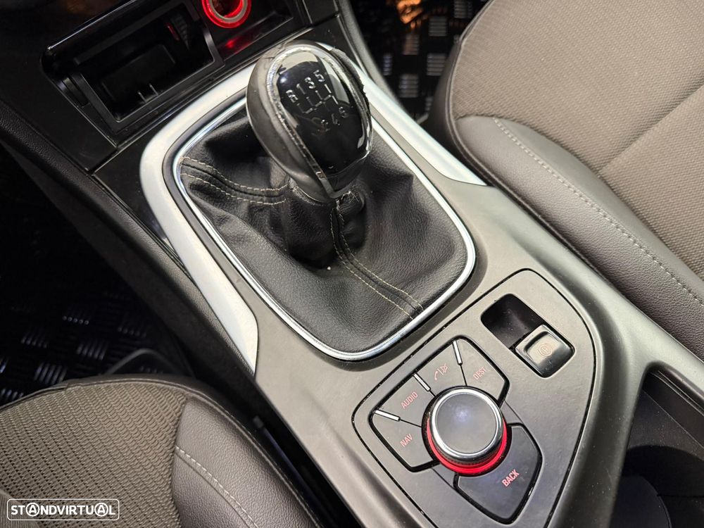 Opel Insignia Sports Tourer 2.0 CDTi Cosmo - 8