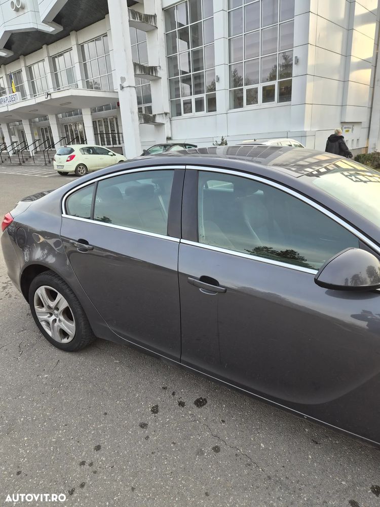 Opel Insignia 2.0 CDTI 4x4 Design Edition - 3