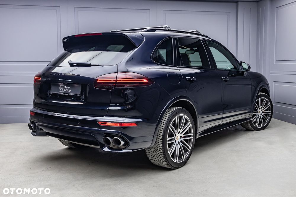 Porsche Cayenne - 3
