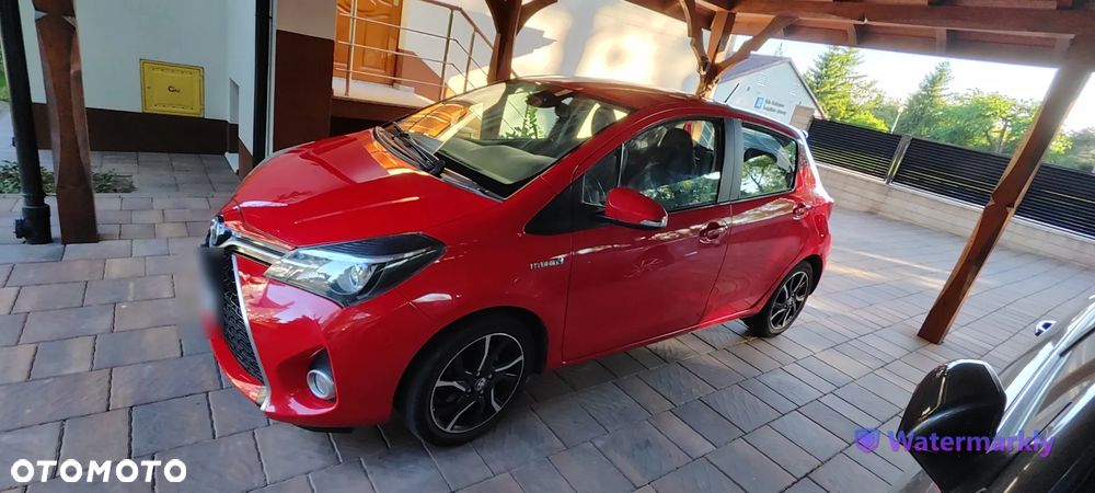 Toyota Yaris Hybrid 100 Premium EU6 - 5